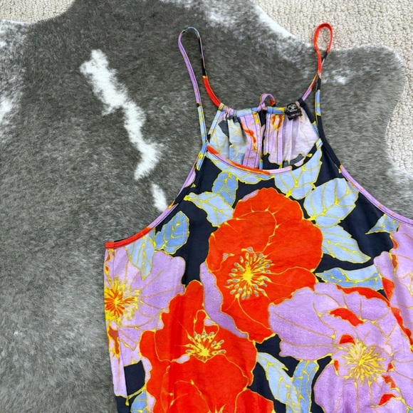 LOFT Petites Floral Romper - Picture 3 of 12